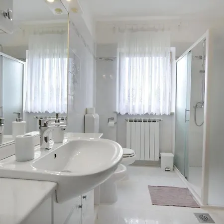 度假居 Helles Ferienhaus In Finida Mit Privatem Pool