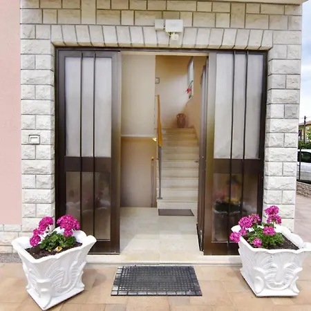 Helles Ferienhaus In Finida Mit Privatem Pool *